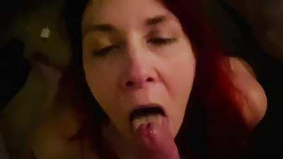 Milf finishes the job with her tongue!