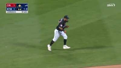 [Highlight] Luis Guillorme makes a fantastic diving catch to end the inning