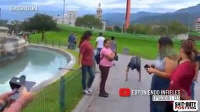 Dude went full monke sprint! [Loud]