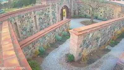 Mendoza: Brasileño intentó bajar de la terraza de una bodega y se dio terrible palo, terminó internado
