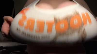 Would you want me as your waitress at hooters?