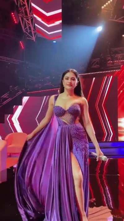 Julie Anne San Jose