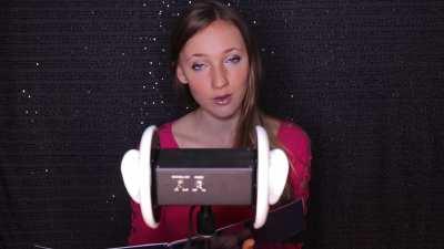 Sucking you off. Performed by Violet Knight 👄🥵