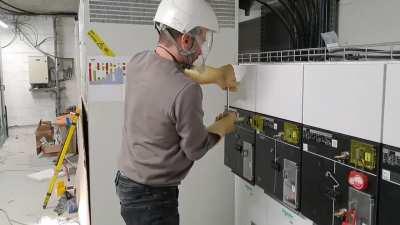 20 kV turning switch on (audio on)