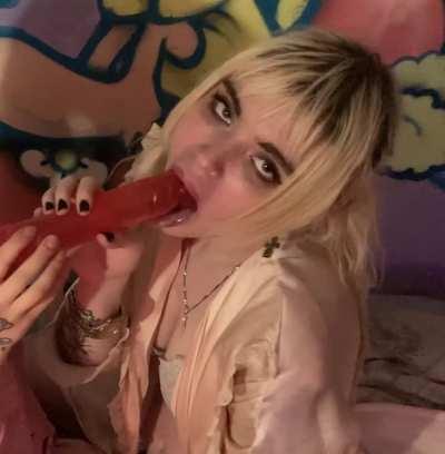 how many licks does it take to get to the center