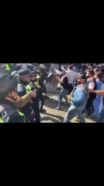 Mientras tanto en Tucum&aacute;n