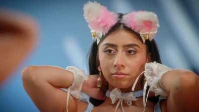 VIOLET MYERS 💣🔥  wants to experiment with being dominated...

