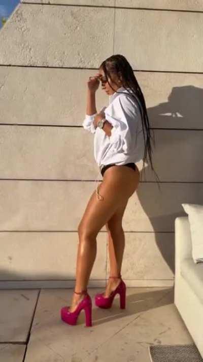 Georgina Rodriguez ha deciso di prosciugarci del tutto... beh io ho già rimediato😬💦💦💦