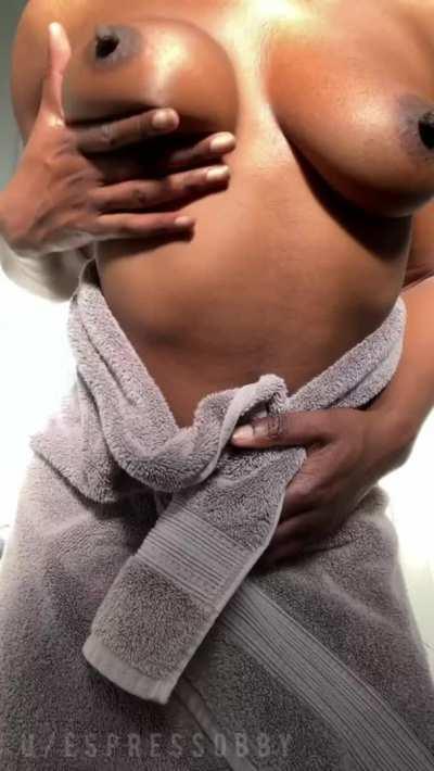 react if you like hard nipples