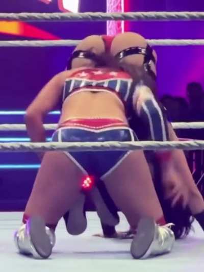 Stephanie Vaquer & Chelsea Green