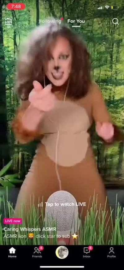 This ASMR TikTok live I scrolled past on my fyp.