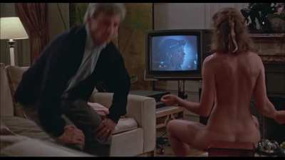 Valérie Kaprisky - L'Année des méduses (FR1984) - While sitting on the table, still counts as dancing?