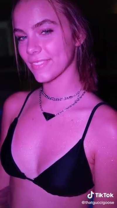 Annabananaxdddd - Video #3057