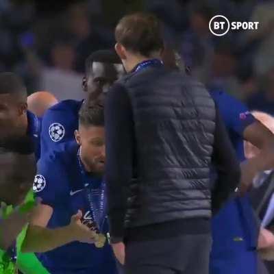 Chelsea boys kissing Tuchel’s ‘Lucky shoes’
