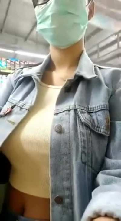 Flashing Her Tits in The Grocery Store