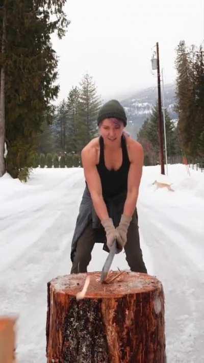 Wood splitting sword