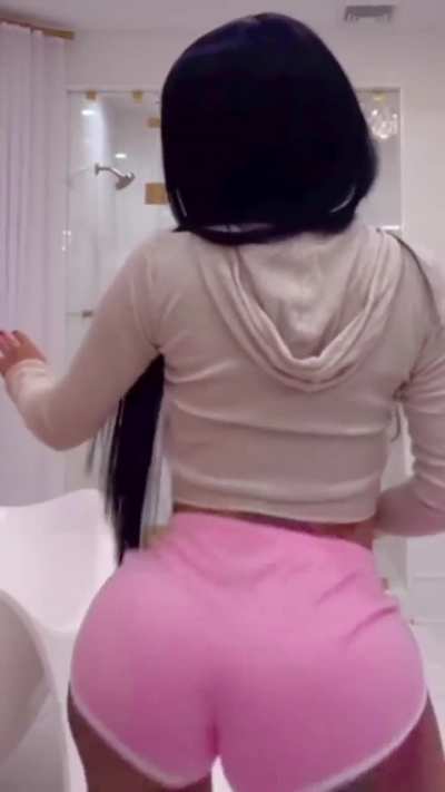 Can’t get enough of that ass ! 🍑🥵