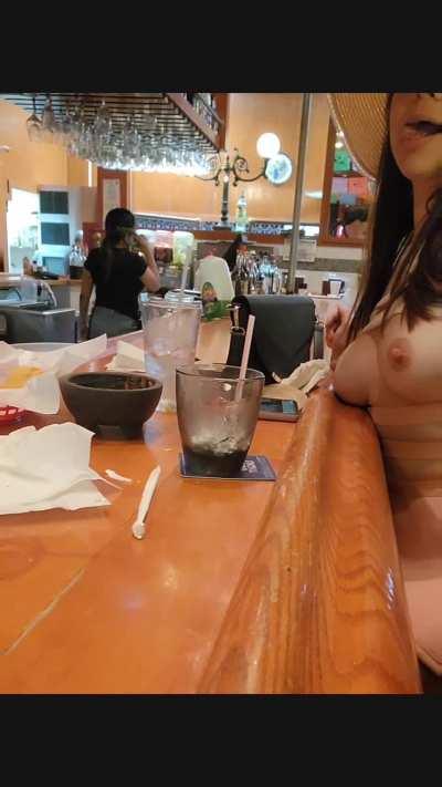 Dinner and a show [GIF]