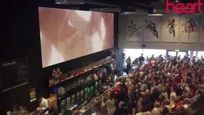 OH MY GOD YOU GUYS THEY ACTUALLY H██D H███S