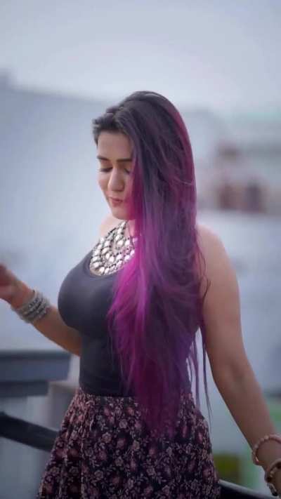 Gima Ashi 🥵💦 just look at her big bo*bs 🤤✊💦