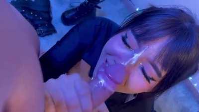 Making him cum makes us both happy ☺️