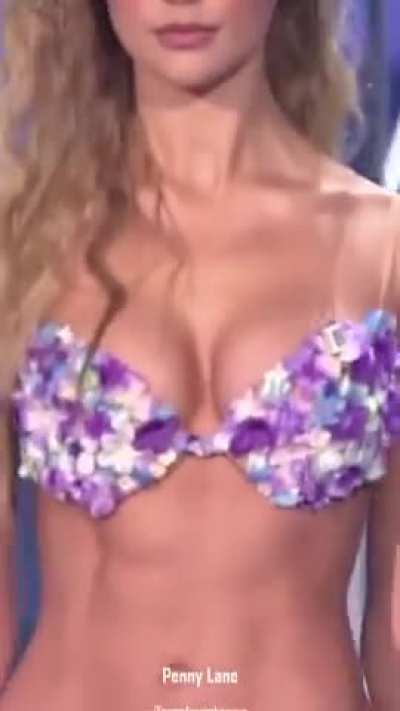 Penny Lane Ciao Darwin 2016