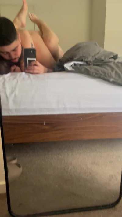 The moans.. the feet.. WOW