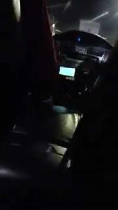 Mabuti pa si kuya taxi driver marunong mag-isip