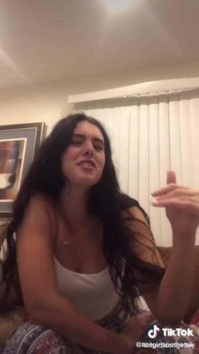 Damn I Love Her Ass😍