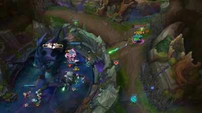 hello, it's me — super lulu. and i can do all job, when my team chill in base, even steal nush Q