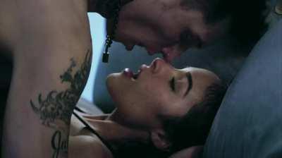 Olivia Culpo hot scene
