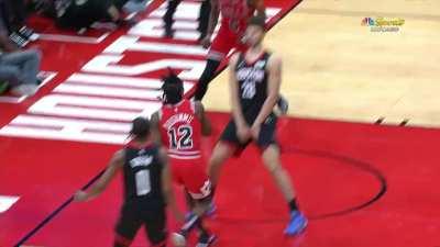 [Highlight] Bulls rookie Ayo Dosunmu puts Rockets' Alperen Sengun on a POSTER