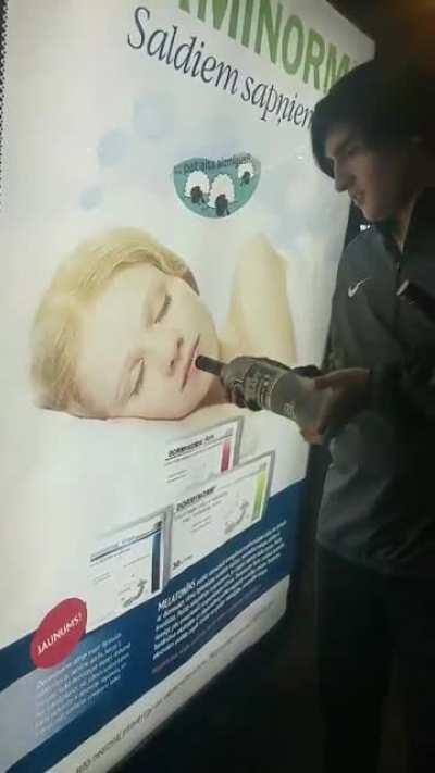 My friend's face perfectly describes this subreddit