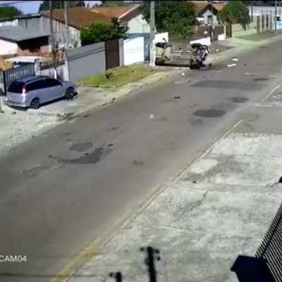 I’ve never seen anyone get yeeted like this…