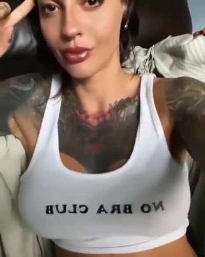 Tits flexing 