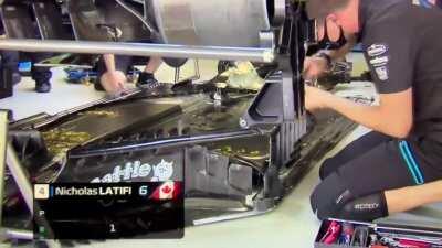 The speed of this mechanic’s hand...! Caught this during Russia FP2 footage