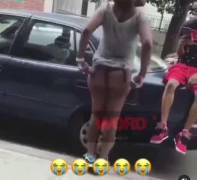 Who a clap granny ass???