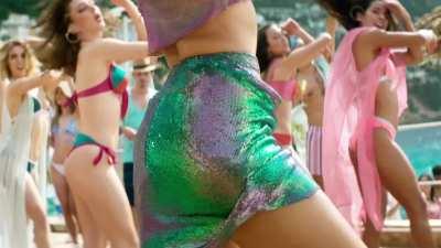 Deepika Padukone's sex-bomb body gawd damn!! 🤤🔥💦