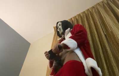 Santa stroking out a moaning cumshot 🎅🏿 