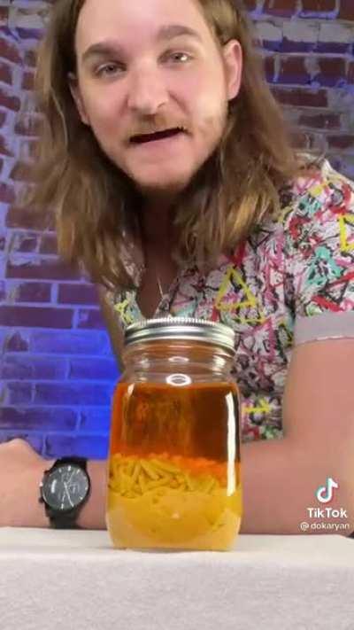 Mac and Cheese Vodka 🧀