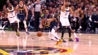 [Highlight] Bruce Brown steals the ball from Karl-Anthony Towns while he isn't looking