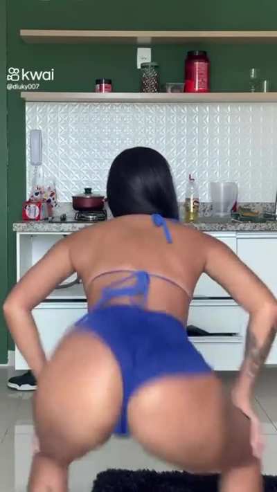 Delícia de short azul 
