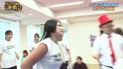 Saya Iida, Utami Hayashishita, Maika, Unagi Sayaka, Mirai do a barefoot sumo tournament (with some clips of Hazuki and Koguma)