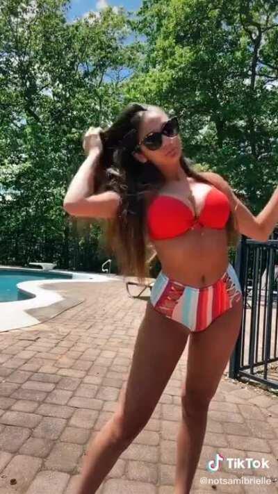 Some big ol boobies 😊