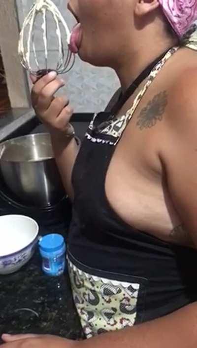 Cake is already in the oven, do you mind if I start to clean things up?