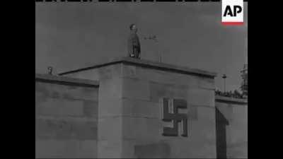 The entirety of r/Genshin_Impact the second you say anything bad bout the game (they are a very friendly and wholesome community)