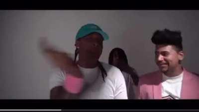 Peak Dominican creativity 💪🏼💪🏼💪🏼🇩🇴🇩🇴🇩🇴☝🏼☝🏼☝🏼💯💯💯💯