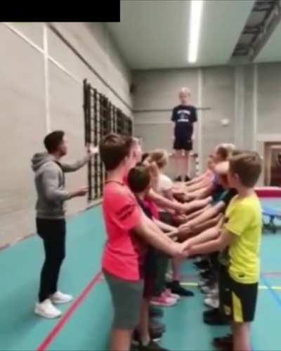 Trust in others k? now FALL! 🤦‍♂️