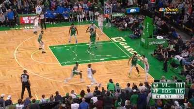 [Highlight] Robert Williams deletes Grayson Allen's shot attempt