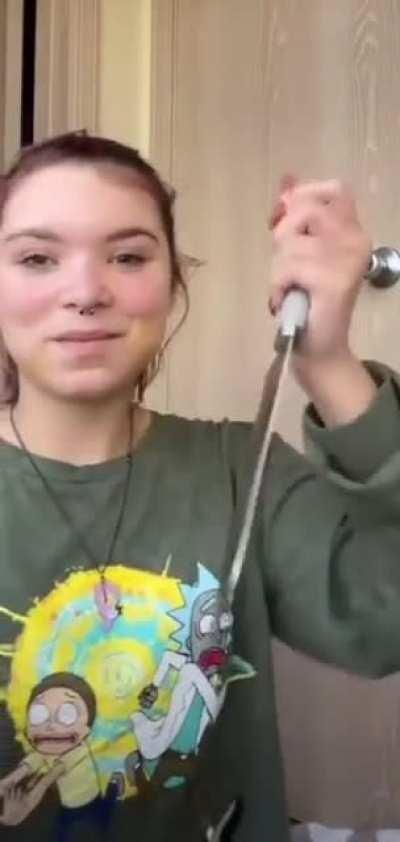 To film a Tiktok